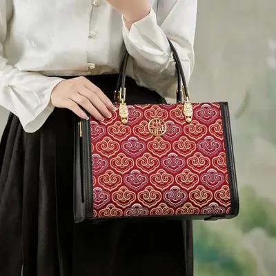 Luxury Touch Leather Hand Bag